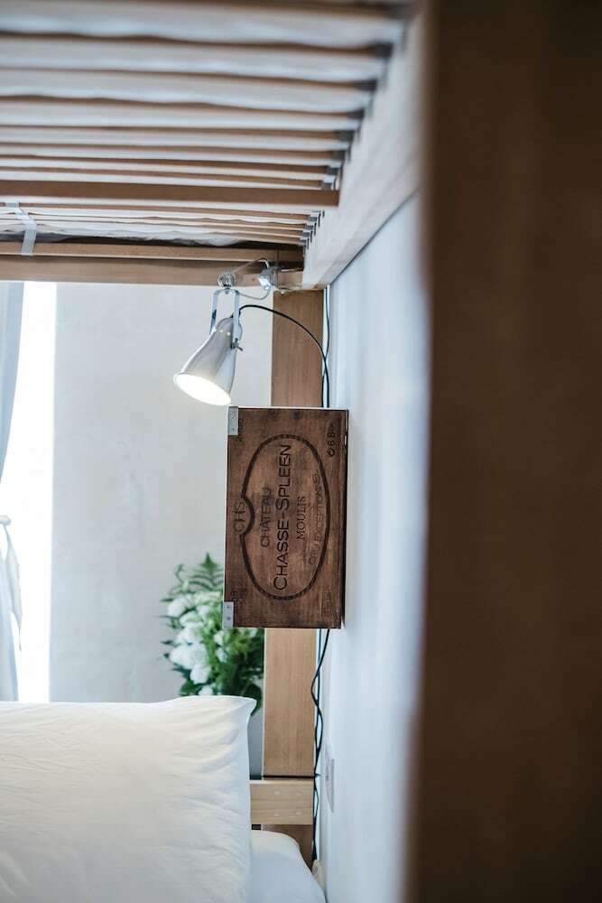 Two Pillows Boutique Hostel