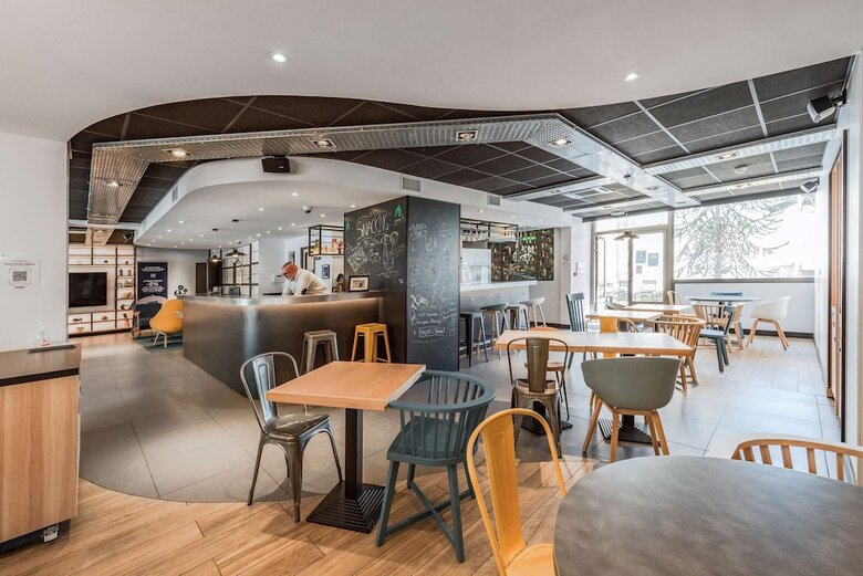Timhotel Chartres Chatelet