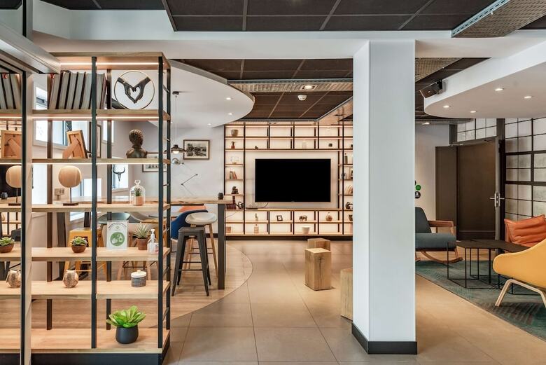 Timhotel Chartres Chatelet