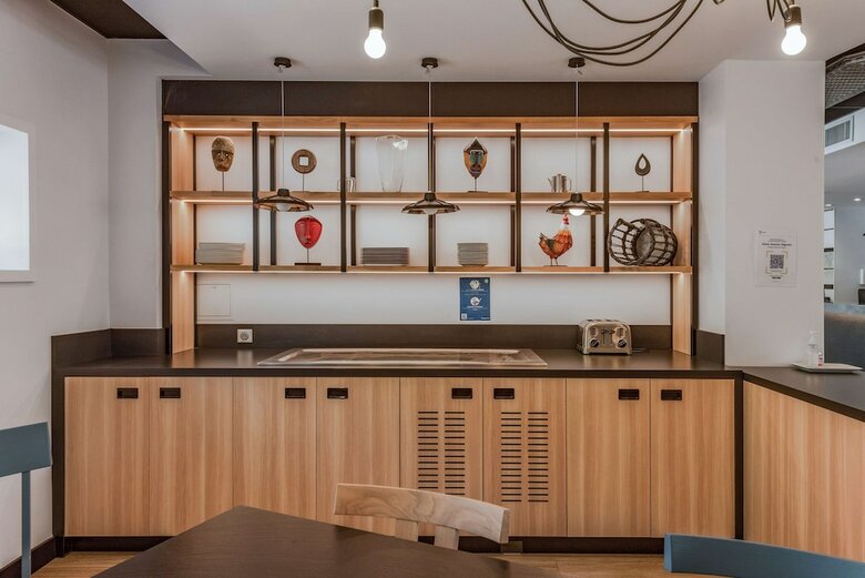 Timhotel Chartres Chatelet