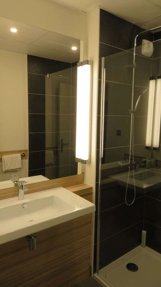 Timhotel Chartres Chatelet