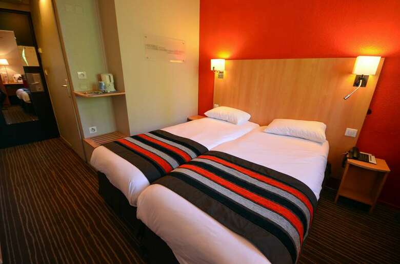 Hotel Kyriad Dijon Mirande