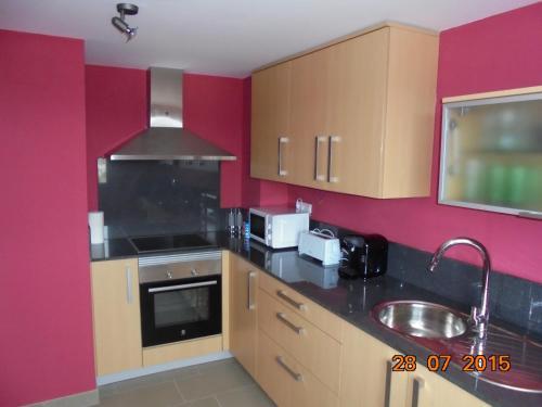Apartment Montserrat Roig 26