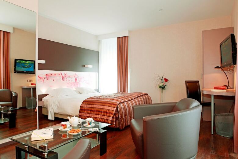Hotel Citotel De La Cloche