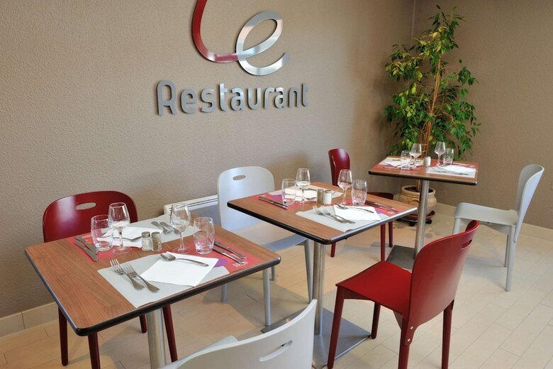 Hotel Campanile Valence
