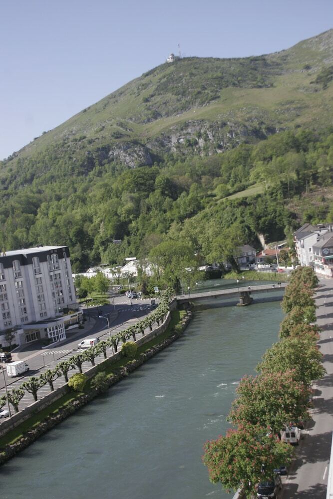 Hotel H�tel Sainte Suzanne