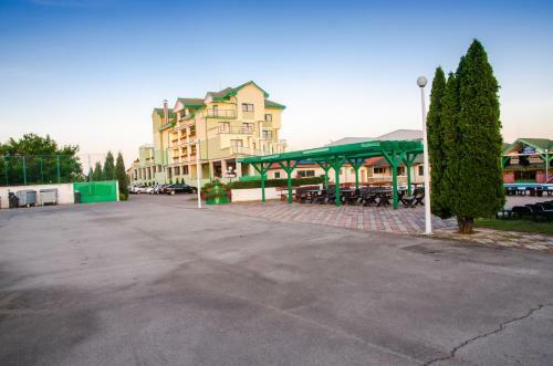 Hotel President