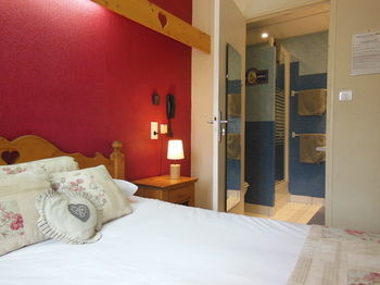 Hotel Logis Le Glacier