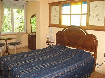 Hotel De La For�t