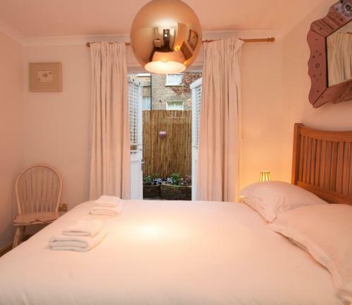 Veeve - Two Bedroom Apartment St Charles Square - Notting Hill