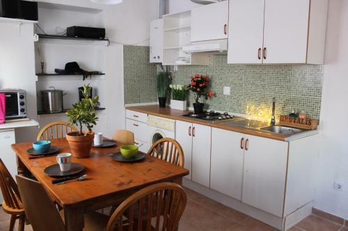 Albergue Pateo Estoril - Holiday Houses