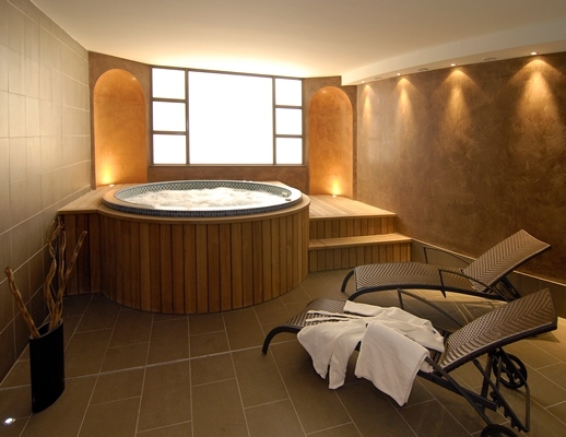 Hotel Le Pre Carre