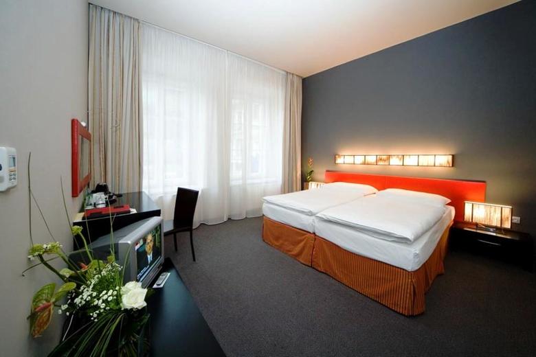 Prague Inn Hotel