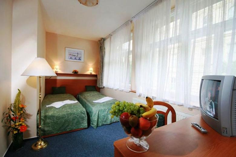 Hotel Adeba
