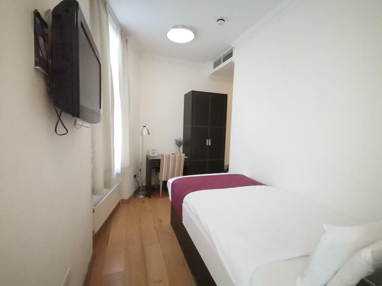 The Hyde Park Hotel