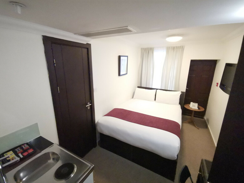 The Hyde Park Hotel