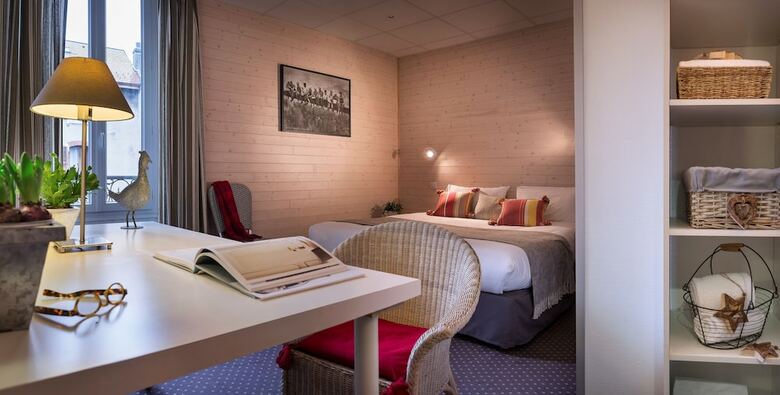 Hotel H�tel Des Alpes