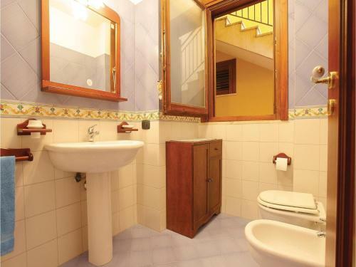 Three-bedroom Apartment Marinella D.selinunte 04