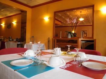Au Nouvel Hotel