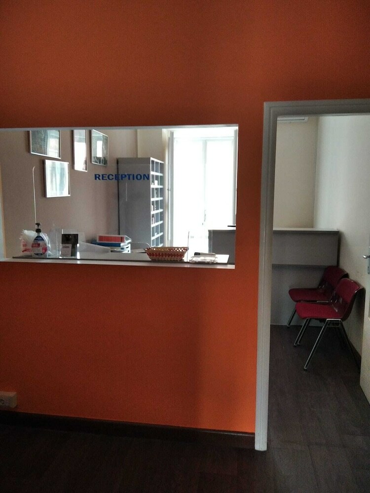 Hostal Sassi Planet