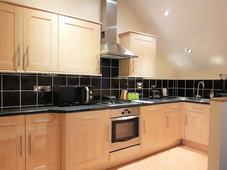 Bath Road Apartments