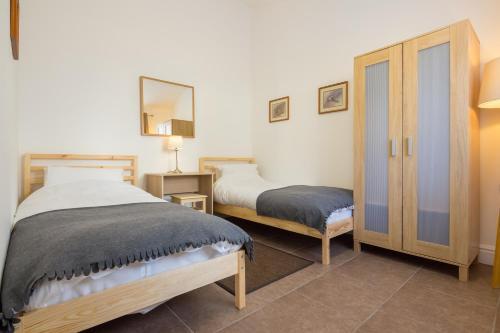 Water House Apartment