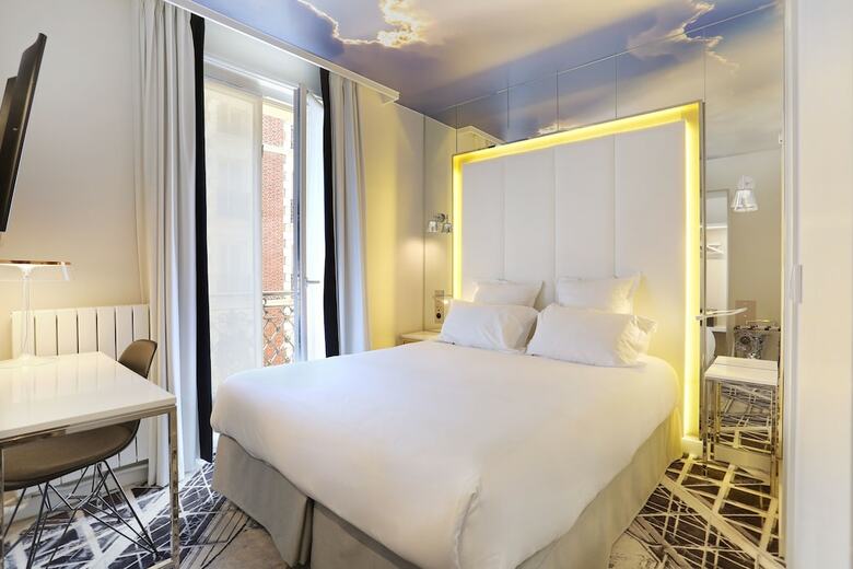 Nouvel Hotel Eiffel