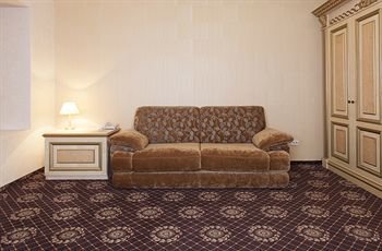 Sk Royal Kaluga Hotel