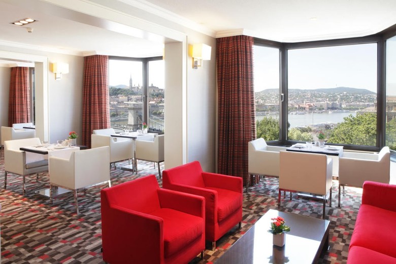 Hotel Sofitel Budapest Chain Bridge