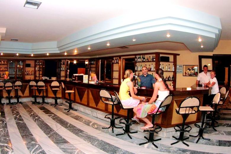 Semiramis Village Hotel