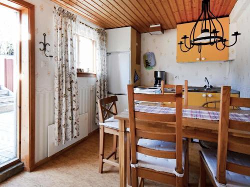 One-bedroom Holiday Home In Brastad 2