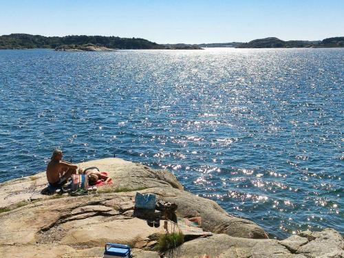 Two-bedroom Holiday Home In Brastad 1