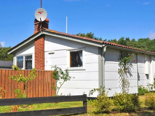 Two-bedroom Holiday Home In Falkenberg 2