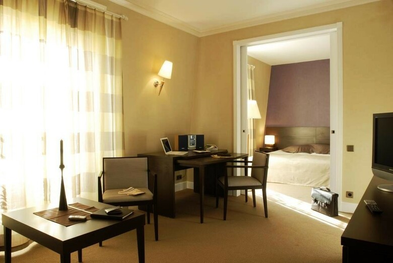 Hotel Adagio City Haussman Champs-elysees
