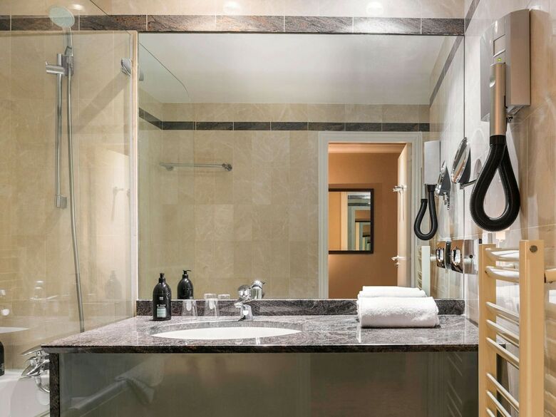 Hotel Adagio City Haussman Champs-elysees