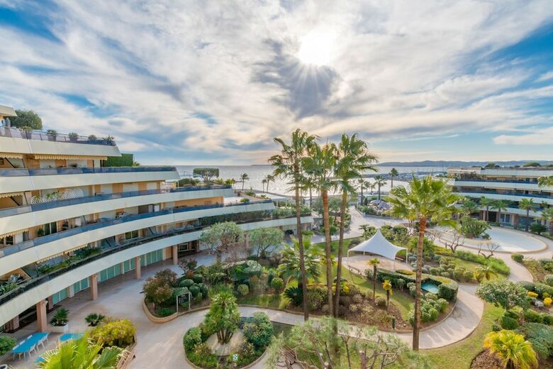 Hotel Holiday Inn Resort