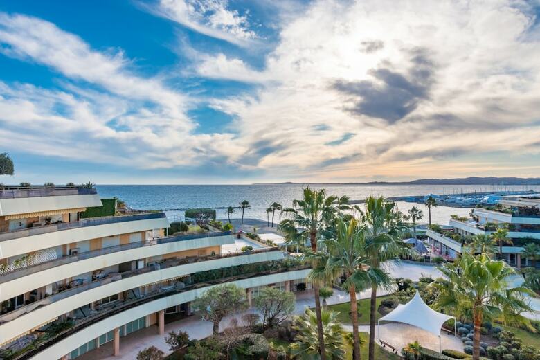 Hotel Holiday Inn Resort