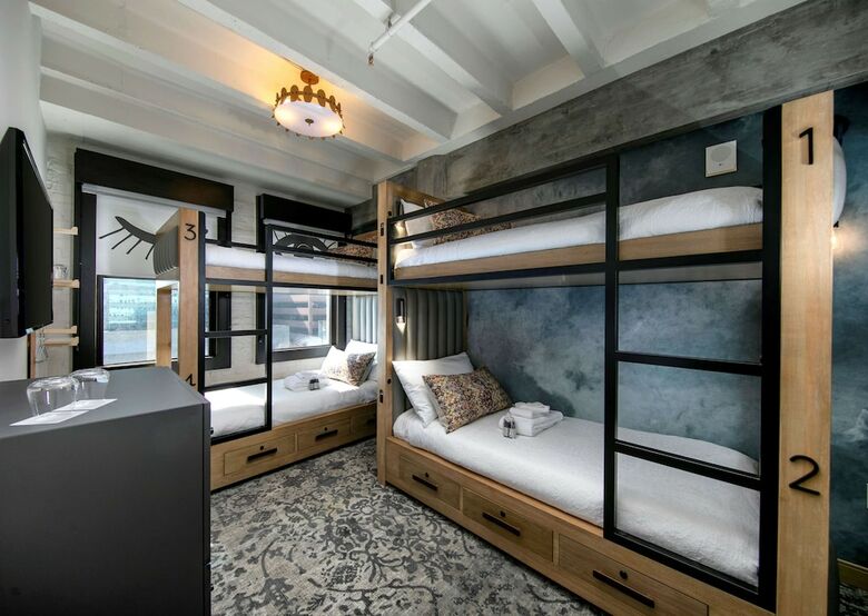 Hotel The Wayfarer Downtown La, Tapestry Collection By Hilton