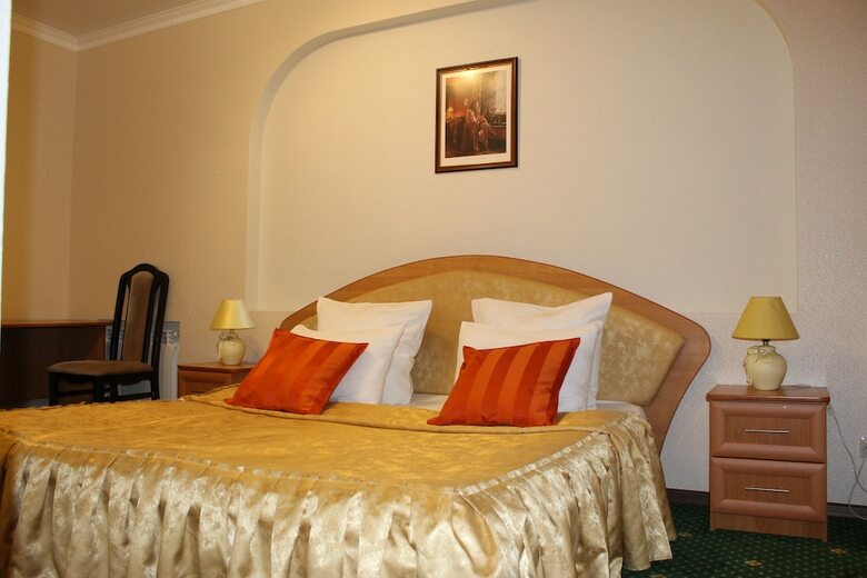 Zhuravli Park Hotel