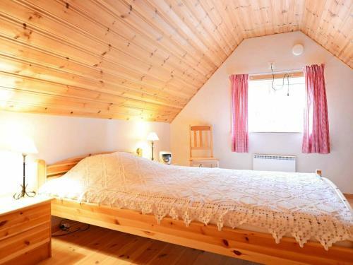 Three-bedroom Holiday Home In Vissefj�rda