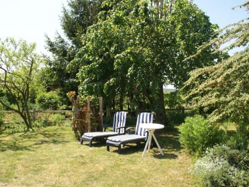 Maison De Vacances - Le Vieil Baug�