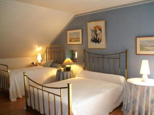Maison De Vacances - Le Vieil Baug�