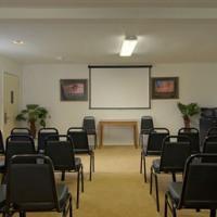 Hotel Howard Johnson Inn And Suites