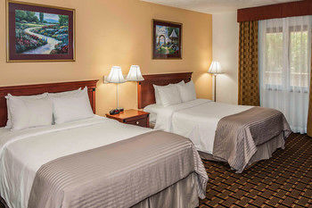 Clarion Hotel & Conference Center