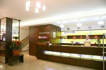 Hotel Marshal