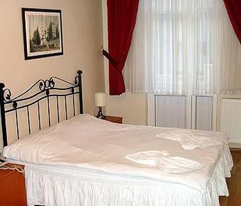 Aquarium Hotel