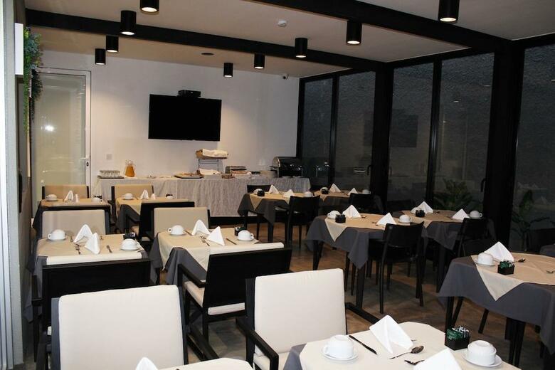 Hotel Para�so