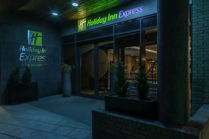 Hotel Express By Holiday Inn Dublin Airport