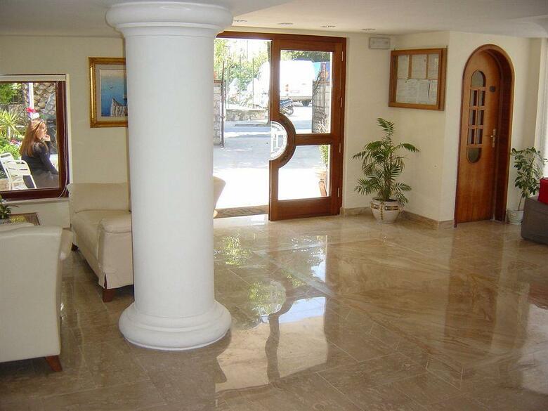 Hotel La Bougainville