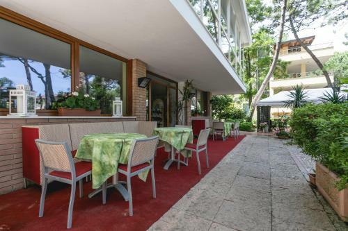 Hotel Deborah